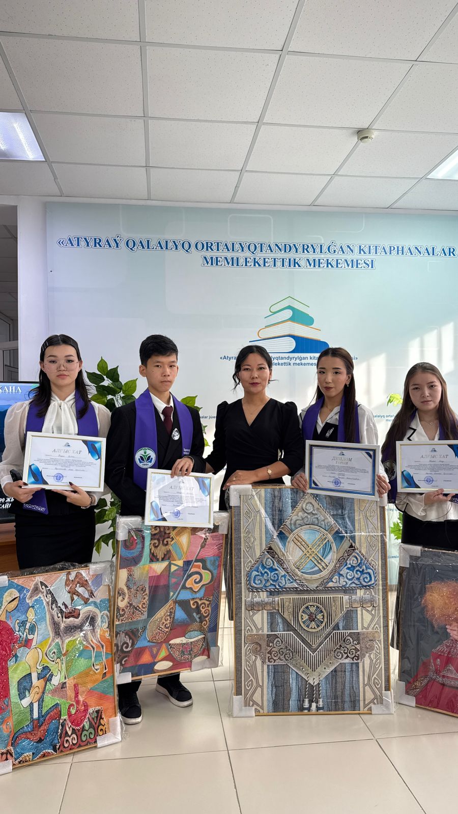 Read more about the article Жұмекен Нәжімеденовтің 90 жылдығына арналған облыстық жыр байқауы