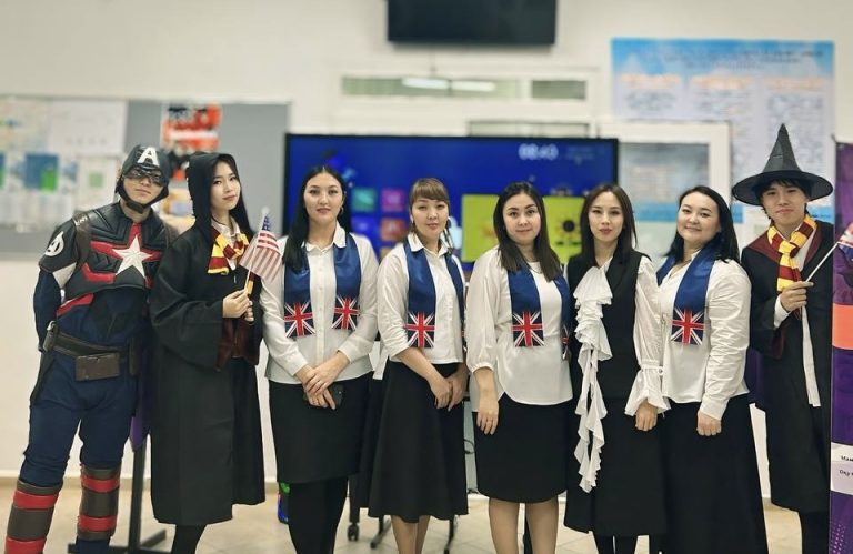 Подробнее о статье Декада английского языка: ENGLISH – OPENING DOORS TO NEW HORIZONS